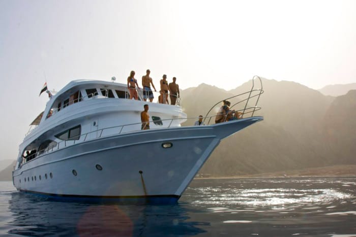 Diving in Dahab - boat trips and safaris