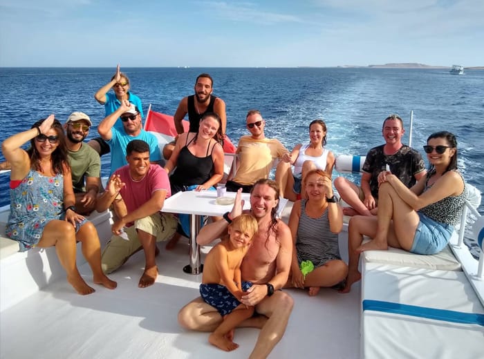Sea Dancer Dive Center: crew and friends